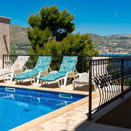 Sunset Donji Okrug (Ciovo)