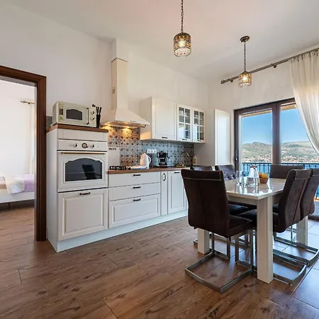 Sunset * Donji Okrug (Ciovo)